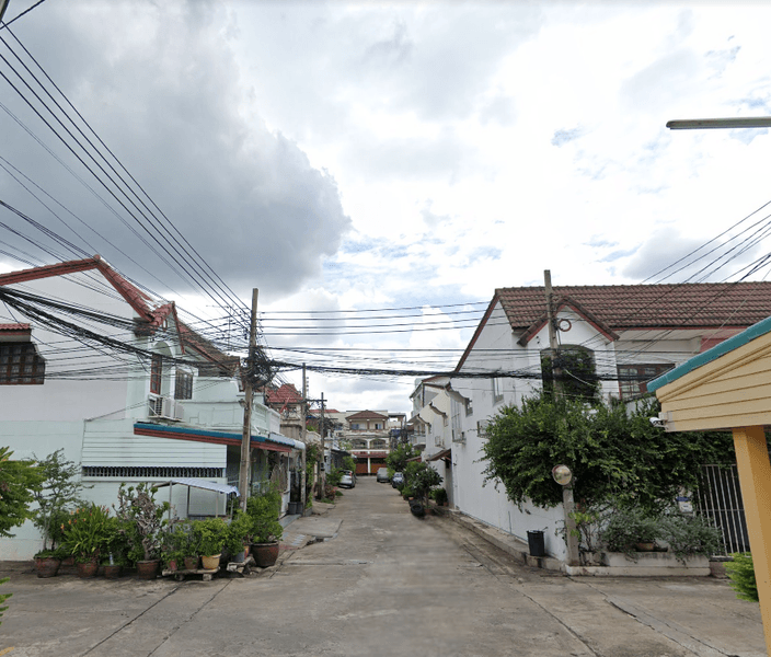 /international/th/297-soi-charan-sanitwong-35-yaek-25-charan-sanitwong-rd-bang-khun-si-bangkok-noi-bangkok-10700-tha-bang-khun-si-bangkok-340105122641/