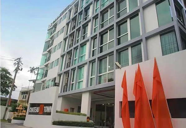/international/th/chateau-in-town-ratchada-20-soi-sabai-chai-yaek-8-samsen-nok-huai-khwang-bangkok-10310-thailand-huai-khwang-bangkok-340105122027/