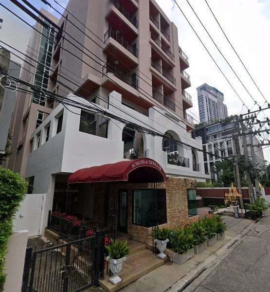 /international/th/schloss-at-thong-lo-soi-thong-lo-16-khlong-tan-nuea-vadhana-bangkok-10110-tha-khlong-tan-nuea-bangkok-340106521616/