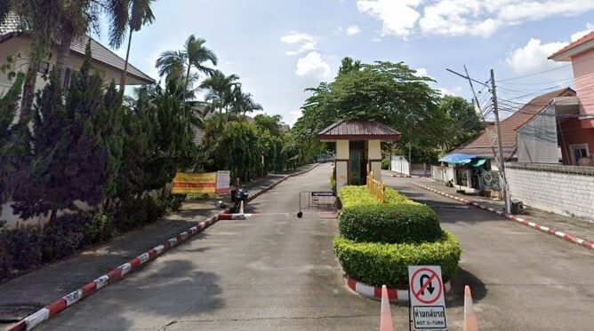 /international/th/kai-tod-had-yai-pa-daet-amphoe-mueang-chiang-mai-chiang-mai-province-50100-tha-pa-daet-chiang-mai-province-340105127374/