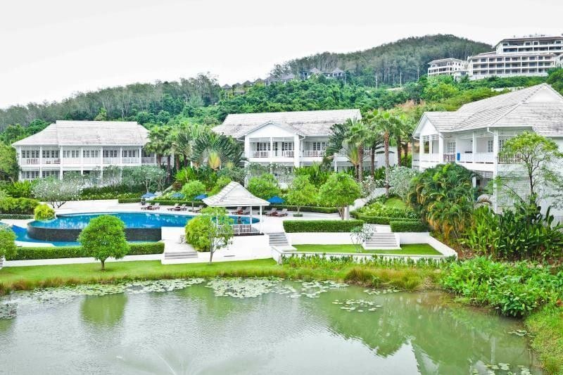 /international/th/superior-developments-phuket-co-ltd-ocean-breeze-resort-suites-31-2-soi-layan-1-choeng-thale-thalang-phuket-83110-tha-choeng-thale-phuket-340105123615/