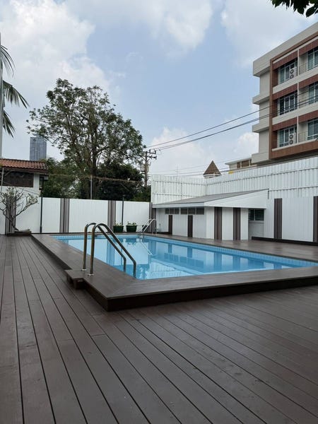 /international/th/229-6-sukhumvit-49-khlong-tan-nuea-vadhana-bangkok-10110-thailand-vadhana-bangkok-340106249146/