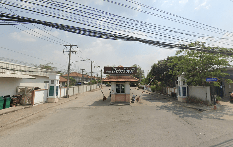 /international/th/liap-khlong-rangsit-prayun-sak-road-bueng-sanan-thanyaburi-pathum-thani-12110-thailand-thanyaburi-pathum-thani-340105125755/