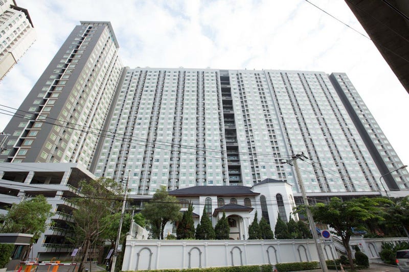 Aspire Sathorn-ThapraJacqueline Apartment, Rural Road 3021, Bukkhalo, Thon Buri, Bangkok, 10600 Thailand, Thon Buri, BOOST LISTINGView details