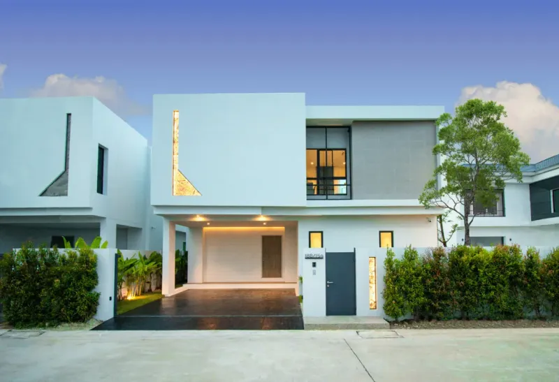 /international/th/fivewood-development-co-ko-kaeo-phuket-83000-thailand-phuket-phuket-province-340105123384/