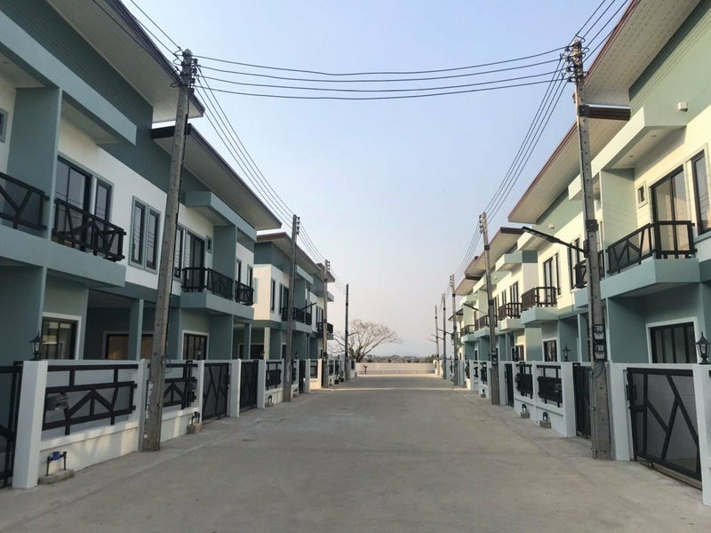 /international/th/sounrajchakarn-road-muthi-4-rim-kok-chiang-rai-57100-thailand-chiang-rai-changwat-chiang-rai-340105129127/