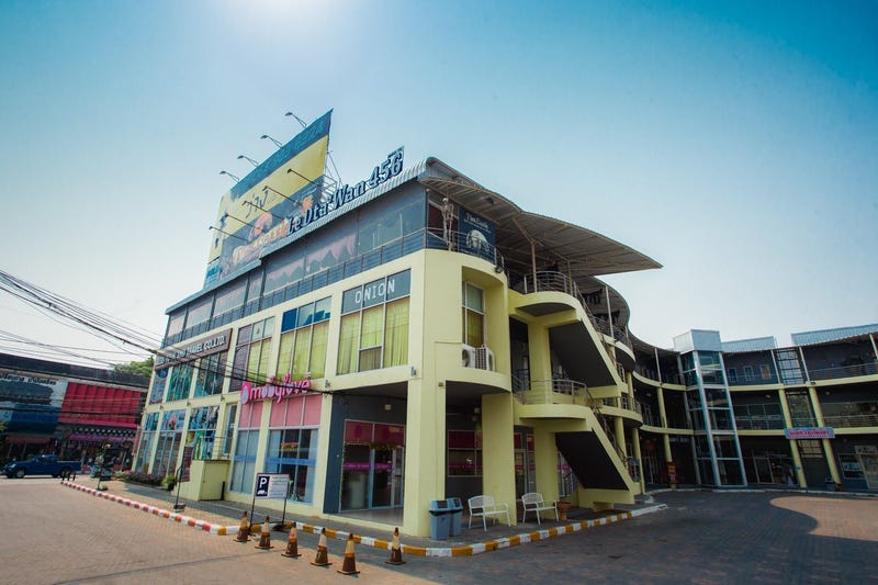 /international/th/burg-republic-changklan-road-chang-khlan-chiang-mai-50100-thailand-chiang-mai-chiang-mai-340105121863/