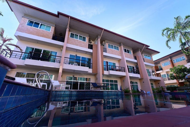 /international/th/the-beach-resort-the-beach-center-ka-ron-phuket-83100-thailand-phuket-phuket-province-340108788357/