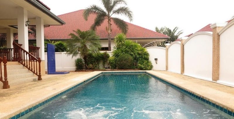 /international/th/100-331-soi-chonlaprathan-4-hua-hin-prachuap-khiri-khan-77110-tha-hua-hin-prachuap-khiri-khan-340105127557/