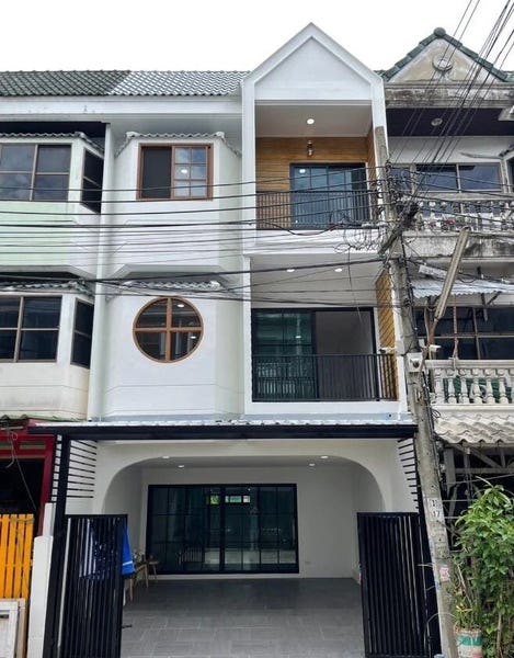 /international/th/6-120-soi-rewadee-talat-khwan-nonthaburi-11000-thailand-nonthaburi-nonthaburi-340105174282/