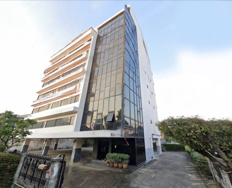 /international/th/72-lat-phrao-42-yaek-2-samsen-nok-huai-khwang-bangkok-10310-thailand-huai-khwang-bangkok-340106288369/