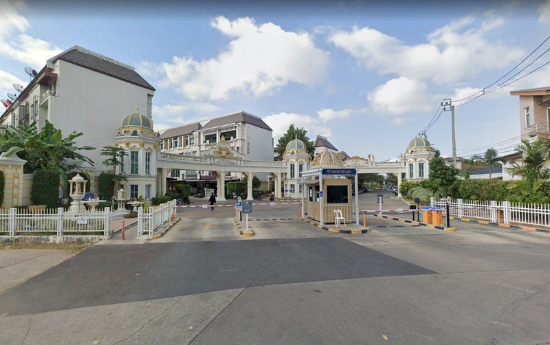 /international/th/nikhom-rodfai-sai-2-chatuchak-bangkok-10900-thailand-chatuchak-bangkok-340105124126/
