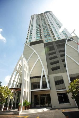 /international/th/l-h-villa-chong-nonsi-yan-nawa-bangkok-10120-thailand-yan-nawa-bangkok-340105121956/