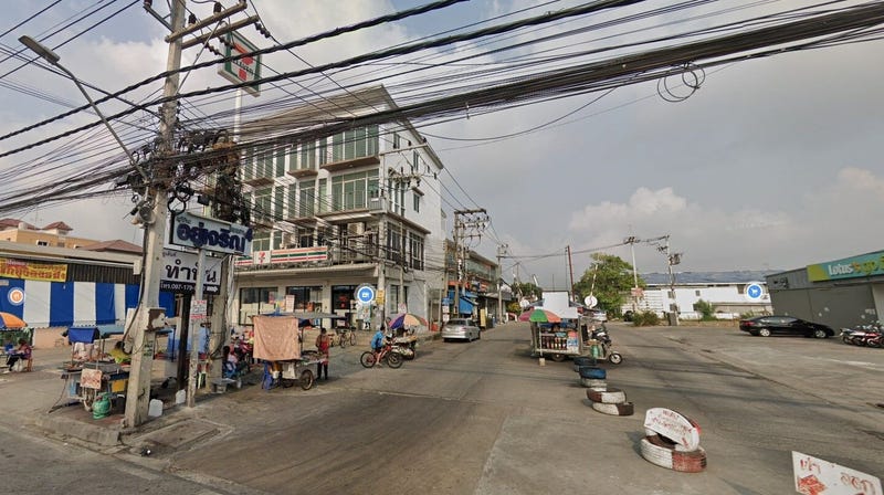 /international/th/manatsanan-88-548-soi-muban-yu-charoen-khrongkan-4-lat-sawai-lam-luk-ka-pathum-thani-12150-tha-lat-sawai-pathum-thani-340105128306/