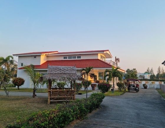 /international/th/surin-beach2-saeng-arun-thap-sakae-prachuap-khiri-khan-77130-thailand-thap-sakae-prachuap-khiri-khan-340105124164/