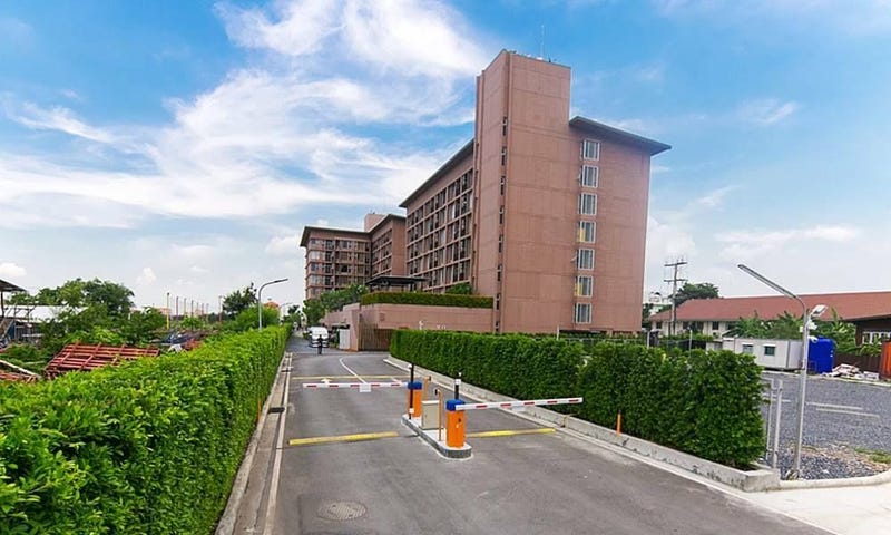 /international/th/blue-dome-condominium-soi-sri-thammasat-khlong-nueng-khlong-luang-pathum-thani-12120-thailand-khlong-luang-pathum-thani-340105129768/