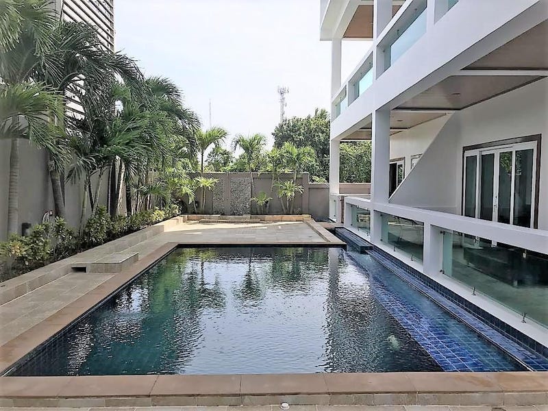 /international/th/86-92-moo-7-rawai-mueang-phuket-phuket-83130-tha-rawai-phuket-province-340106167717/