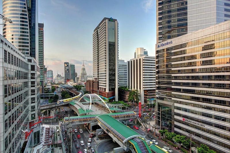 /international/th/naradhiwas-rajanagarindra-rd-si-lom-bang-rak-bangkok-10500-tha-si-lom-bangkok-340105122599/