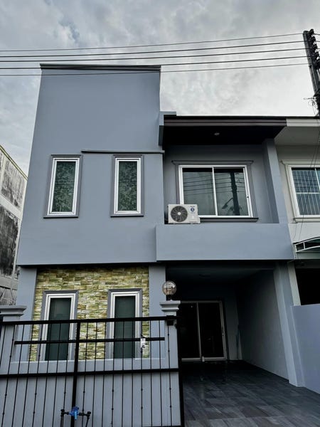 /international/th/luang-poh-kluam-road-chalong-phuket-83130-thailand-phuket-phuket-province-340105124404/