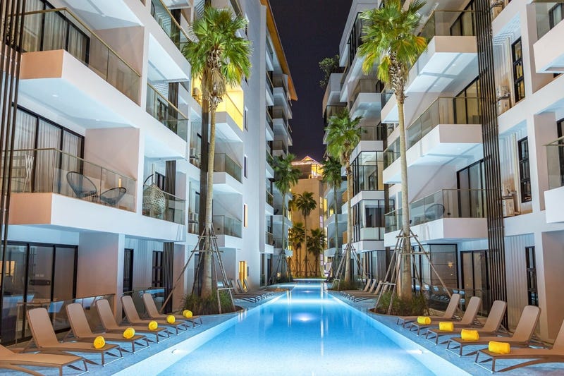 /international/th/42-6-moo-3-choeng-thale-thalang-phuket-83110-tha-choeng-thale-phuket-340105120003/