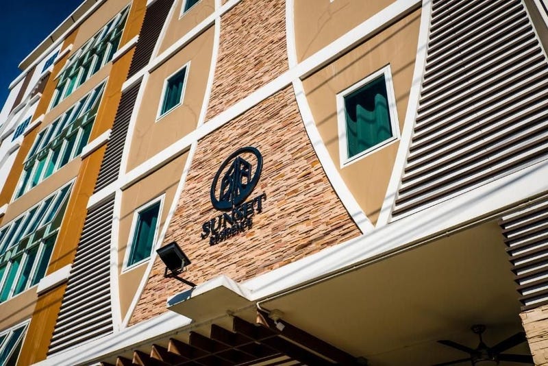 /international/th/sunset-residence-138-soi-charan-sanitwong-40-yaek-4-bang-yi-khan-bang-phlat-bangkok-10700-tha-bang-yi-khan-bangkok-340105123002/