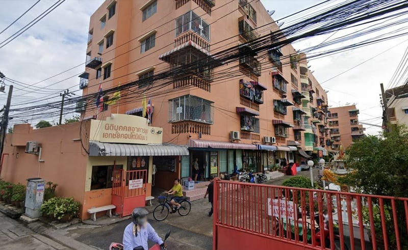 /international/th/32-soi-ekkachai-32-bang-khun-thian-chom-thong-bangkok-10150-tha-bang-khun-thian-bangkok-340105123510/