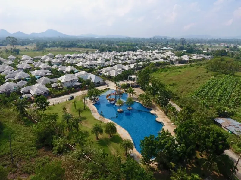 /international/th/marks-118-139-co-ltd-muban-ban-dusit-pattaya-park-118-139-chon-buri-1008-rural-rd-huai-yai-bang-lamung-chon-buri-20150-tha-huai-yai-chon-buri-340105122085/