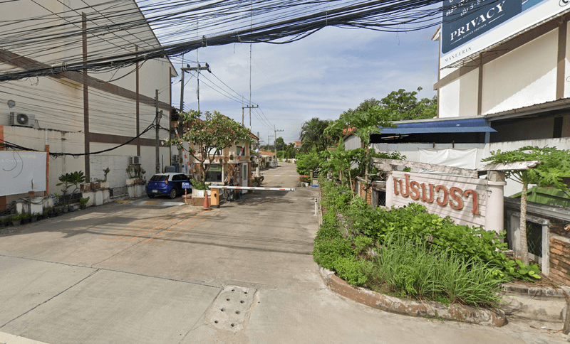/international/th/170-33-thang-rot-fai-road-surasak-si-racha-chon-buri-20110-thailand-si-racha-chon-buri-340105128983/