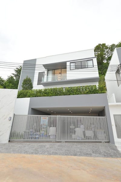 /international/th/soi-bangchilao-ratsada-phuket-83000-thailand-phuket-phuket-province-340105128069/