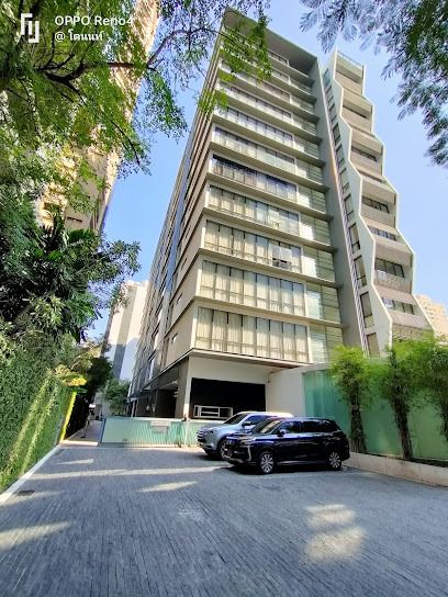 /international/th/19-sukhumvit-16-khlong-toei-bangkok-10110-thailand-khlong-toei-bangkok-340105122677/