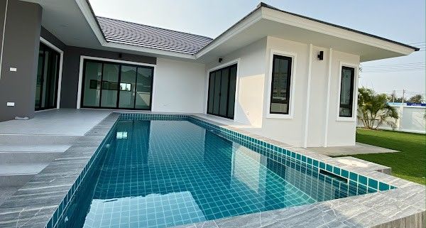 /international/th/huguh-home-pool-villa-cha-am-chumchon-nong-ta-phot-soi-4-cha-am-cha-am-phetchaburi-76120-thailand-cha-am-phetchaburi-340109017132/