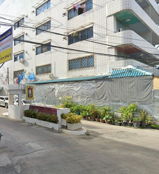 /international/th/37-9-phraya-suren-road-bang-chan-khlong-sam-wa-bangkok-10510-thailand-khlong-sam-wa-bangkok-340105124080/