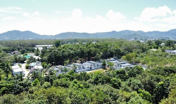 /international/th/rural-road-pa-khlok-thalang-phuket-83110-thailand-thalang-phuket-340105119400/