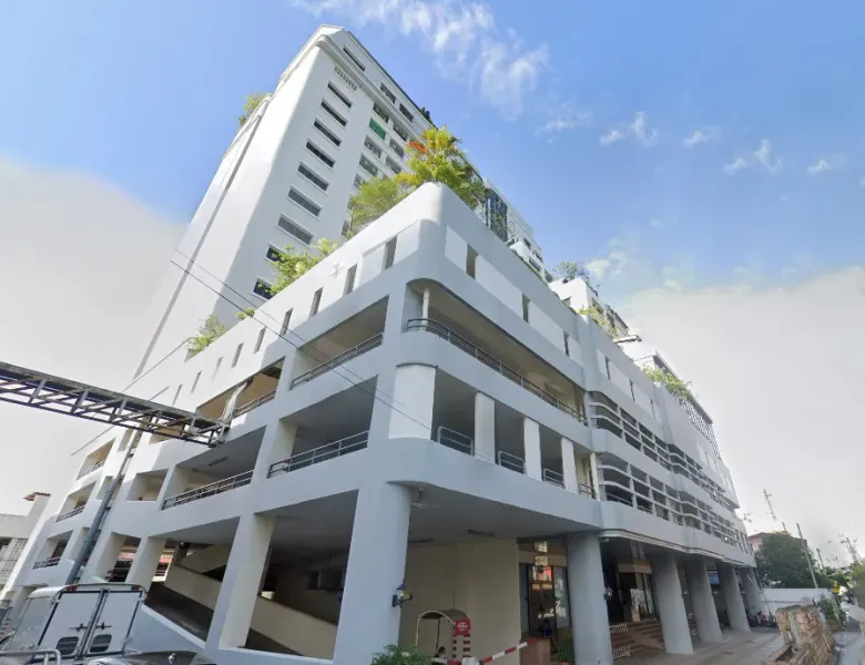/international/th/soi-sathon-11-yaek-5-yan-nawa-sathon-bangkok-10120-tha-yan-nawa-bangkok-340105121219/?lang=fr