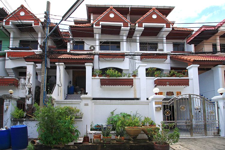/international/th/56-soi-muban-royal-nakharin-villa-nong-bon-prawet-bangkok-10250-tha-nong-bon-bangkok-340105125012/