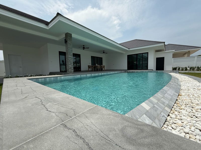 /international/th/royal-thai-pet-hin-lek-fai-hua-hin-prachuap-khiri-khan-77110-thailand-hua-hin-changwat-prachuap-khiri-khan-340106489718/