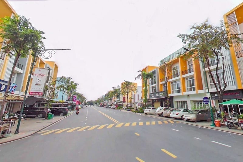 /international/kh/nirouth-chbar-ampov-phnom-penh-360107097384/