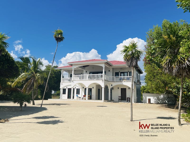 /international/bz/98-placencia-rd-north-plantation-placencia-village-stann-creek-district-310104832487/