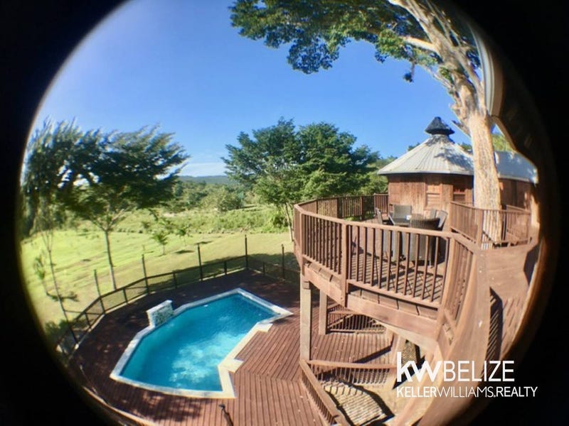 /international/bz/-luxurious-off-grid-riverfront-property-luxurious-off-grid-riverfront-property-bullet-tree-falls-cayo-district-310104834473/