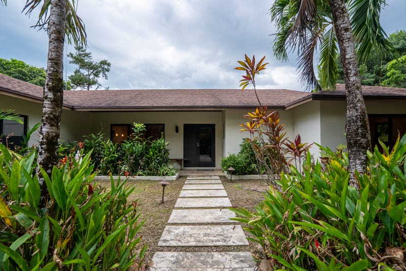/international/bz/sanctuary-belize-stann-creek-district-stann-creek-district-310108053669/
