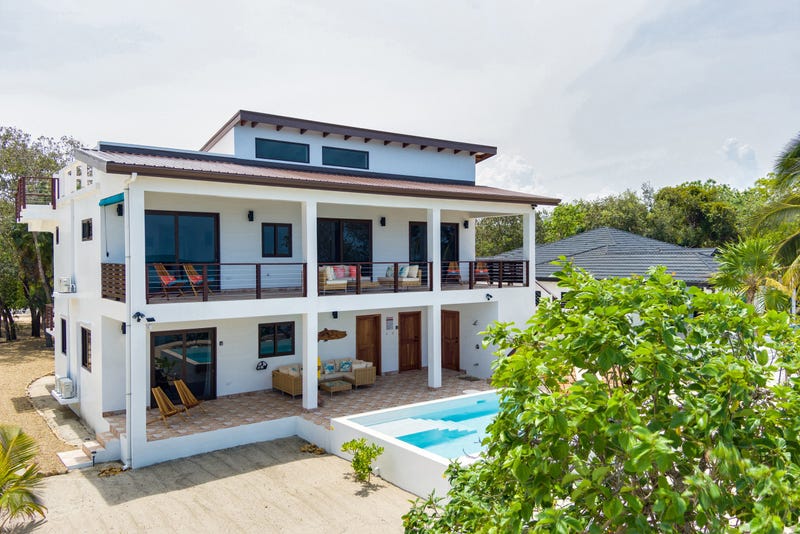 /international/bz/surfside-placencia-stann-creek-district-310101885181/