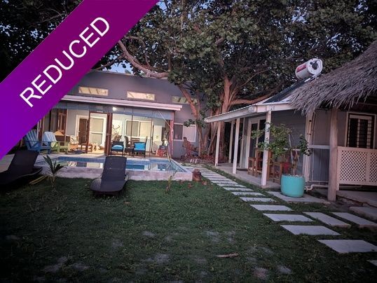 /international/bz/690-placencia-main-road-maya-beach-placencia-stann-creek-district-120095993810/