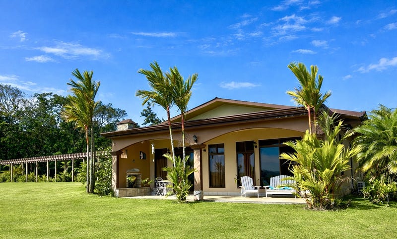 /international/cr/aguacate-lake-arenal-guanacaste-costa-rica-tilaran-arenal-guanacaste-tilaran-arenal-guanacaste-province-310105833162/
