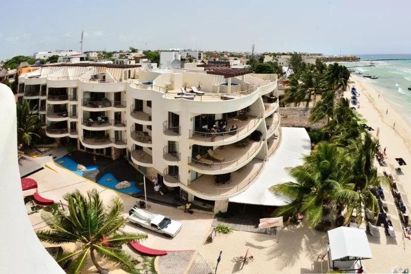 /international/mx/calle-22-nte-1-centro-77710-playa-del-carmen-q-r-mexico-playa-del-carmen-quintana-roo-310108421300/