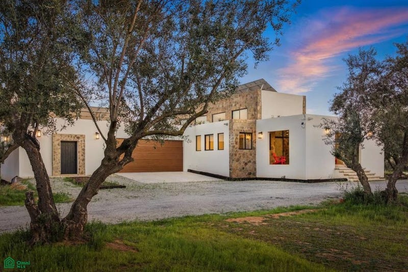 /international/mx/rancho-vista-0-guadalupe-ensenada-baja-california-22750-ensenada-baja-california-310099589259/?lang=en
