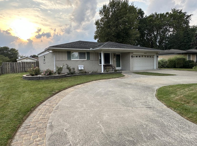 39663 Tunstall Drive, Clinton Twp, MI 48038 House for Sale realestate