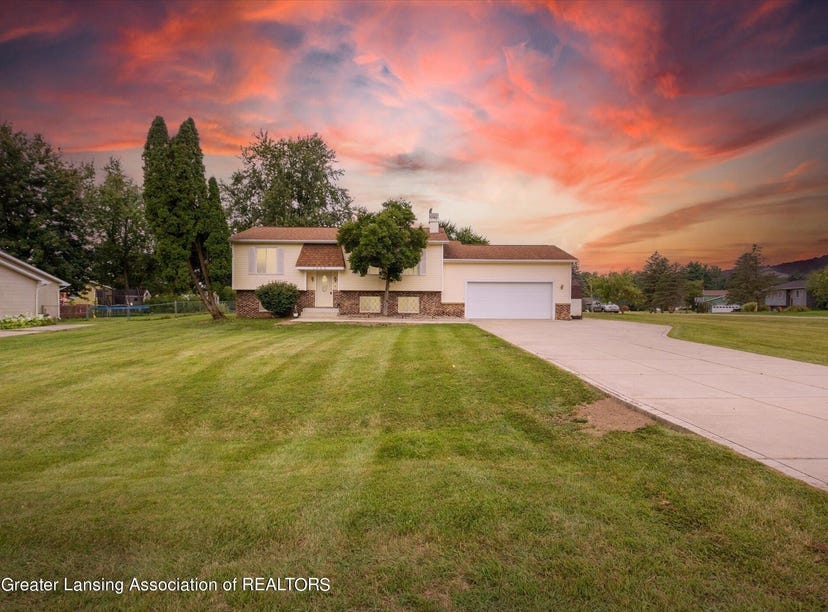 5990 Flamingo Drive, Jackson, MI 49201 House for Sale