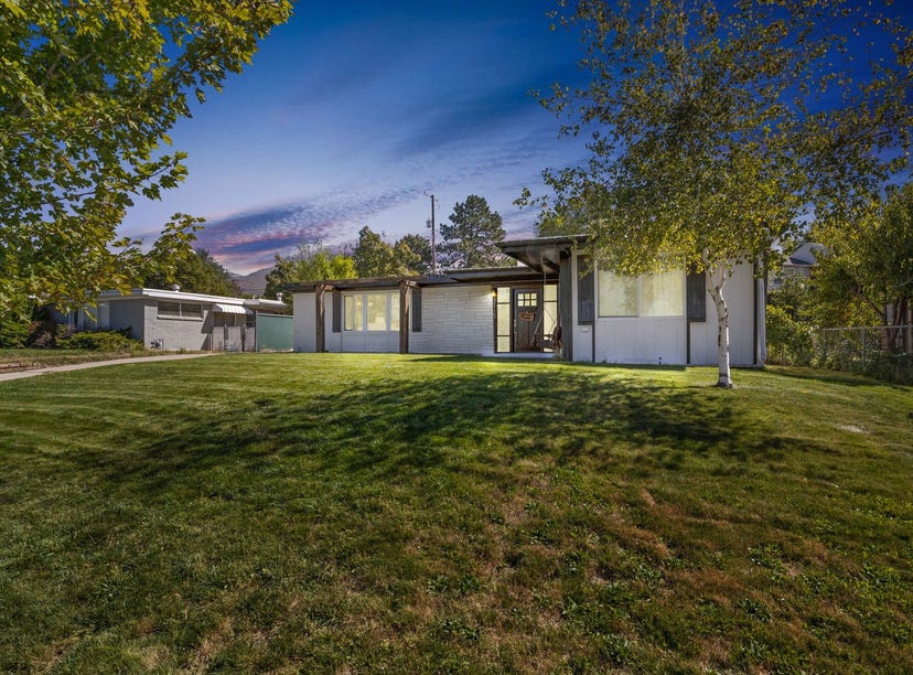 2115 S PENMAN LN, Bountiful, UT 84010 House for Sale