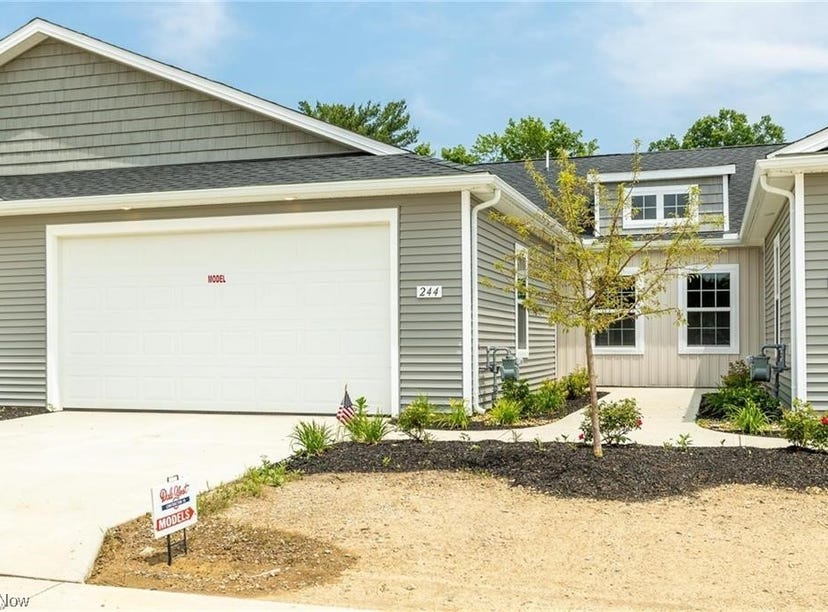 213 Silver Spring Circle, Elyria, OH 44035 House for Sale realestate