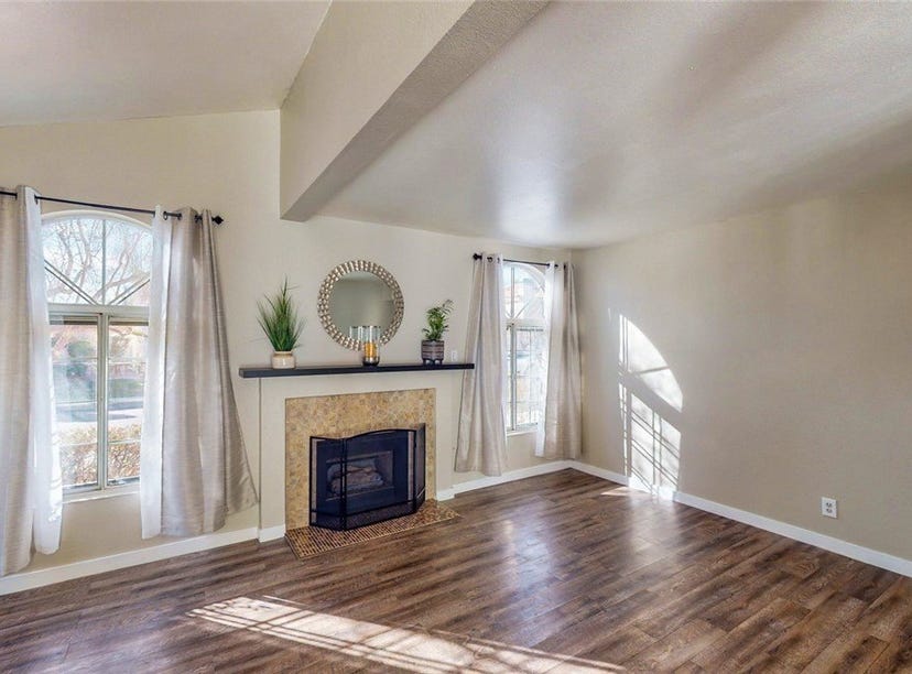 7956 Cina Avenue, Las Vegas, NV 89147 Townhouse for Rent realestate